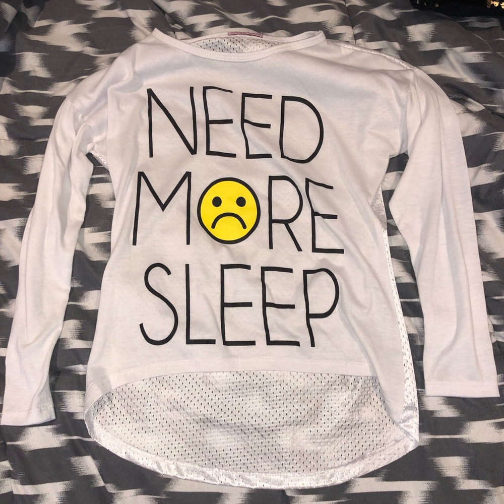 Sporty but cute girls shirt
